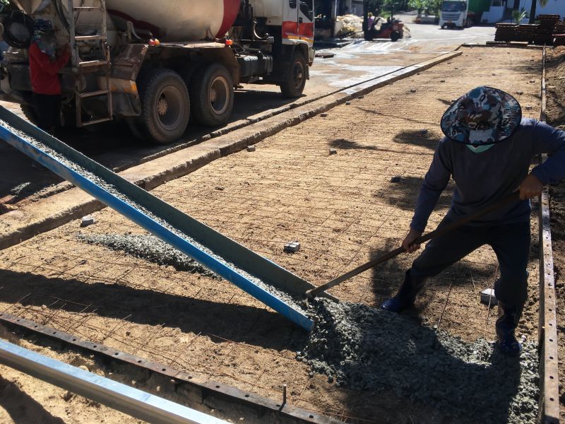 Foundation Wall Pouring in De Leon Springs, FL